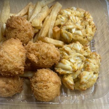 Captain's Galley Crab Cake Shack - Delicious crab cakes and hushpuppies! - Seafood Near Me - Ocean City, Maryland Captain's Galley Crab Cake Shack - Delicious crab cakes and hushpuppies! - Seafood Near Me - Ocean City, Maryland