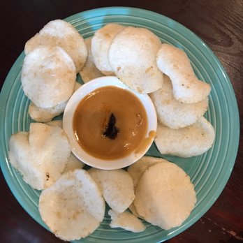 Ayothaya - Frederickson - Shrimp chips with peanut sauce - Thai Near Me - Puyallup, Washington