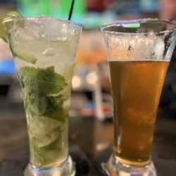 Cunningham's on the Lake - Cucumber Mojitos & cold beer