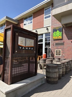 Mountain Tap Brewery by null
