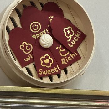 Bao Master - Decor. looks like the word "luck" with different letter from L - Chinese Near Me - Alhambra, California