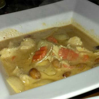 AROI Thai - Massaman Curry with chicken - Thai Near Me - La Jolla, California AROI Thai - Massaman Curry with chicken - Thai Near Me - La Jolla, California
