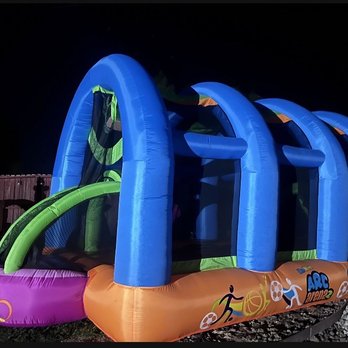 Back Stage Jumpers - Toddler Jumpy with Hoop (Ages 3 - 6) - Bounce House Rentals Near Me