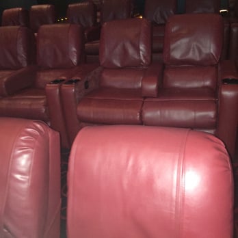 AMC Fresh Meadows 7 - Cinema Near Me - Fresh Meadows, New York