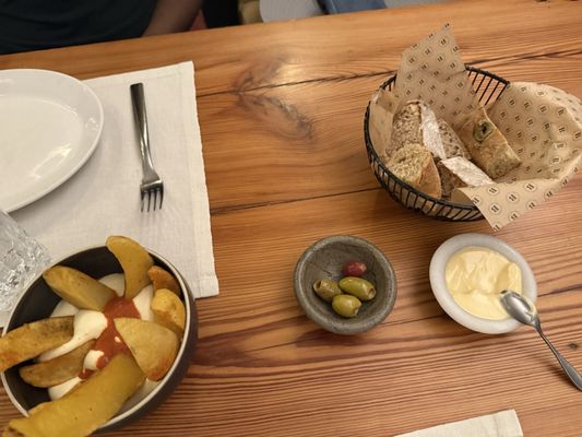 La Bodeguilla by null