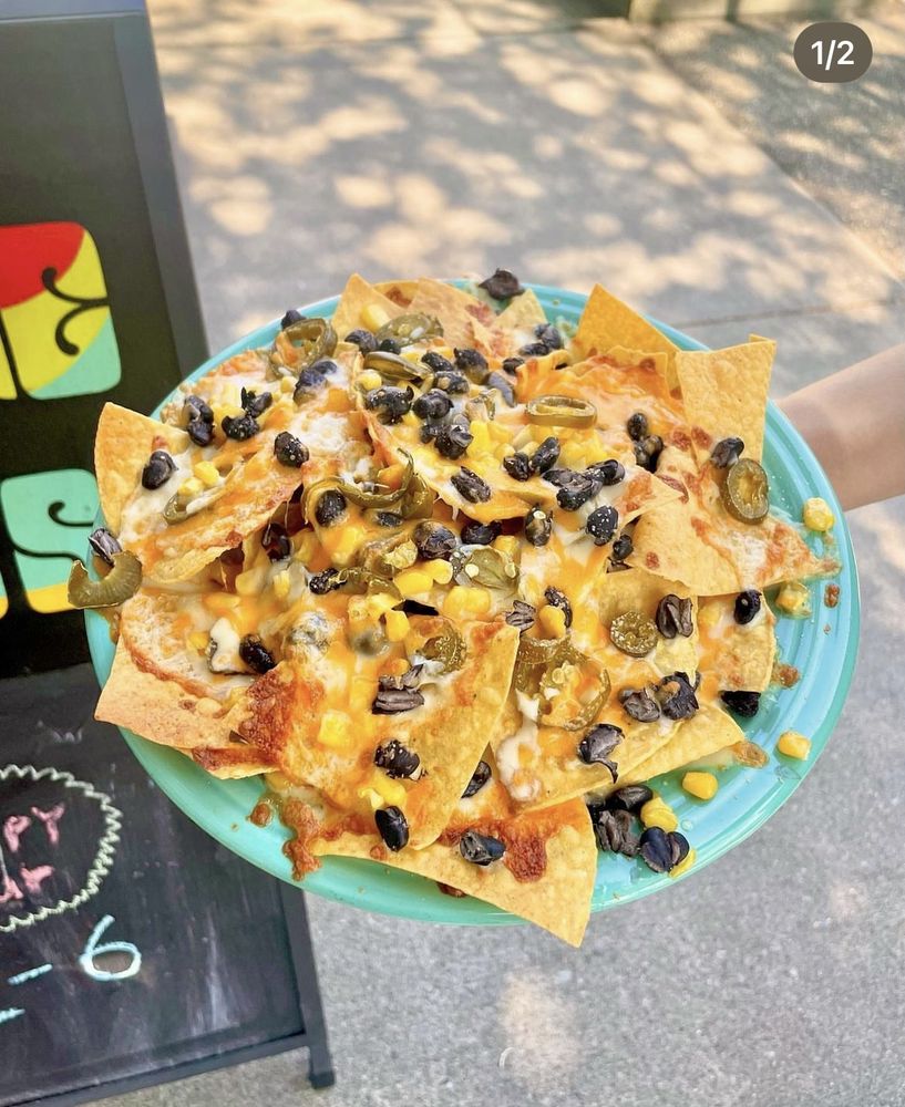 BUDGIES BURRITOS Updated October 2024 117 Photos & 293 Reviews 44 Kingsway, Vancouver