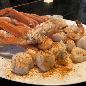 The Full Moon Oyster Bar - Seafood Near Me - Clemmons, North Carolina