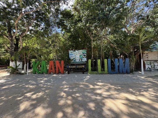 Laguna de Kaan Luum by null