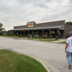 Cracker Barrel Old Country Store
