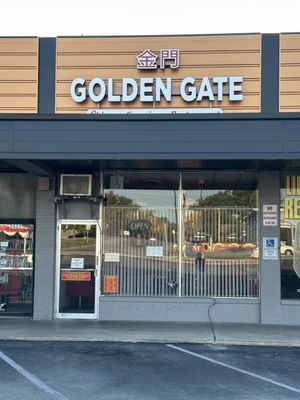 Golden Gate Restaurant by null