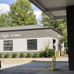 Exterior outside entrance of Sam's Club - This Sam's location has an automated car wash that customers pay for after selecting the types of wash they want. - Alpharetta, Georgia Exterior outside entrance of Sam's Club - This Sam's location has an automated car wash that customers pay for after selecting the types of wash they want. - Alpharetta, Georgia