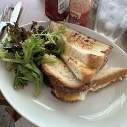 Fancy Grilled Cheese with bacon jam