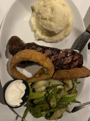 Tuscany Restaurant and Bar by null