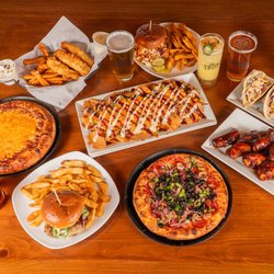 Big Woods Bloomington - Pizzas, sandwiches, wings, tacos, cocktails, and beers