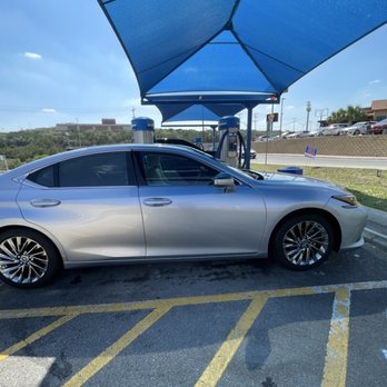 Splash Car Wash - All finished in the dry-station and vacuum covered area. - Car Wash Near Me - San Antonio, Texas Splash Car Wash - All finished in the dry-station and vacuum covered area. - Car Wash Near Me - San Antonio, Texas