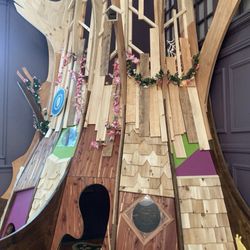 Children's Discovery Museum - Cool tree fort.