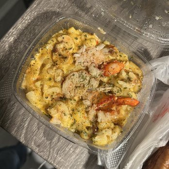 BK Lobster Baltimore - Lobster Mac & Cheese - Seafood Near Me - Baltimore, Maryland