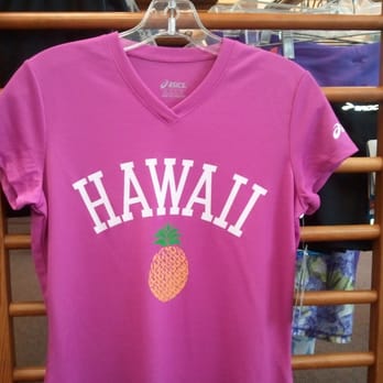Running Room - Pineapple top! - Sports Wear Near Me - Honolulu, Hawaii Running Room - Pineapple top! - Sports Wear Near Me - Honolulu, Hawaii