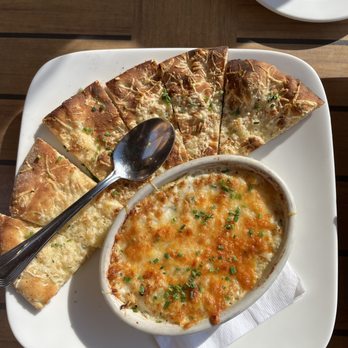 Emory's On Silver Lake - Hot Crab & Artichoke Dip - Steakhouses Near Me - Everett, Washington