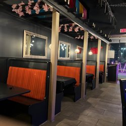 Torro Mexican Cuisine - Seating area.