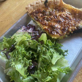 Woodburn Brewing - Quiche Florentine - Breweries Near Me - Cincinnati, Ohio Woodburn Brewing - Quiche Florentine - Breweries Near Me - Cincinnati, Ohio