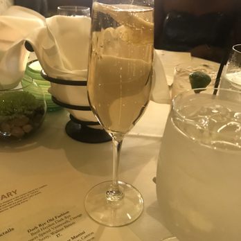 Fat Canary - Cocktail - New American Near Me - Williamsburg, Virginia