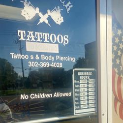 Pinstruck Tattoos - Business hours