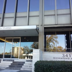 Robert Lee Steely, MD, FACS - Front of building