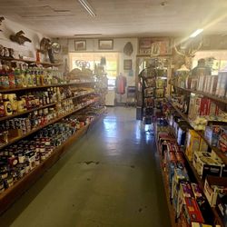 Stonyford General Store - Really well-stocked country store