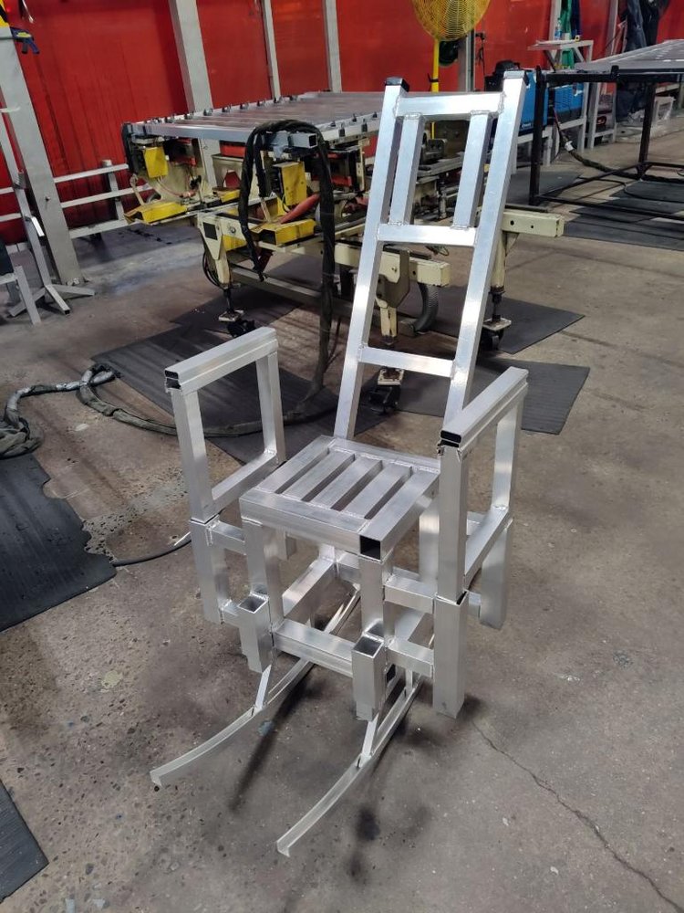 Slide of Strongman’s Powerwashing