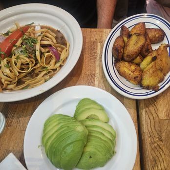 Tumi Peruvian Restaurant NYC - Tallerines Saltado w/steak (super salty), maduros, and avocado side - Peruvian Near Me - New York, New York Tumi Peruvian Restaurant NYC - Tallerines Saltado w/steak (super salty), maduros, and avocado side - Peruvian Near Me - New York, New York