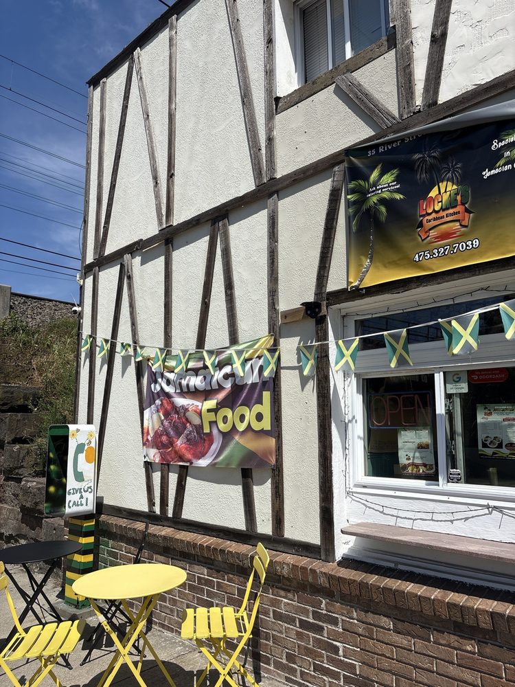 Locke's Caribbean Kitchen Logo