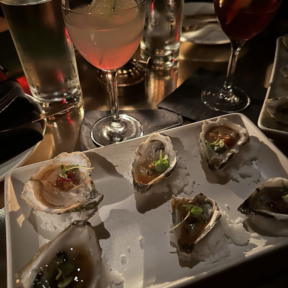 Apothecary - Oysters - Cocktail Bars Near Me - Dallas, Texas