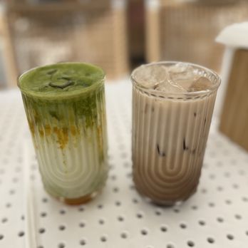 Café Blanc - Mango matcha and chai latte - Cafes Near Me - Parma Heights, Ohio Café Blanc - Mango matcha and chai latte - Cafes Near Me - Parma Heights, Ohio