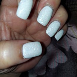 I asked for natural shape, they have different shapes and lengths. Very rough service. Left my finger tips so sore! I asked for natural shape, they have different shapes and lengths. Very rough service. Left my finger tips so sore!