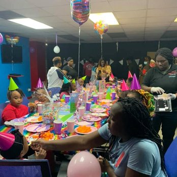 Ca'bistros Palace - A great party - American Near Me - Houston, Mississippi