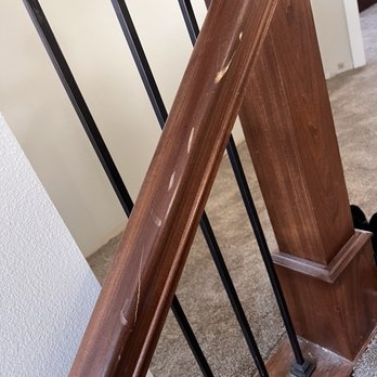 Nex Level Moving - Damaged banister - Movers Near Me - Cedar Rapids, Iowa Nex Level Moving - Damaged banister - Movers Near Me - Cedar Rapids, Iowa