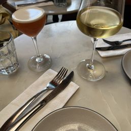 Paper airplane and Campania Falanghina Paper airplane and Campania Falanghina