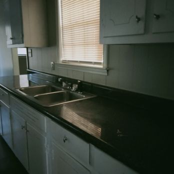 Premier Property Management Group - As you can see this is my kitchen the kitchen is spotless - Property Management Near Me - Germantown, Tennessee Premier Property Management Group - As you can see this is my kitchen the kitchen is spotless - Property Management Near Me - Germantown, Tennessee