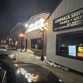 Frankie's Table - New American Near Me - Commack, New York