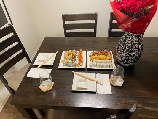 Maru Sushi by null
