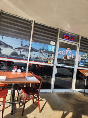 Pop's Cafe by null