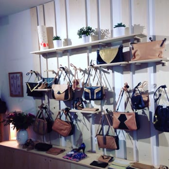Lili Cabas - Leather Goods Near Me - Bordeaux, 01 Lili Cabas - Leather Goods Near Me - Bordeaux, 01