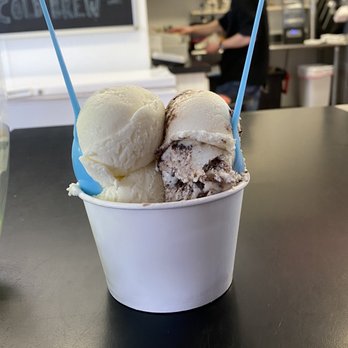Cayucos Candy Counter - Double Scoop Cup of Coconut Pineapple and Moose Tracks - Candy Stores Near Me - Cayucos, California