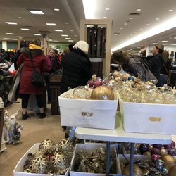 Dillard's
