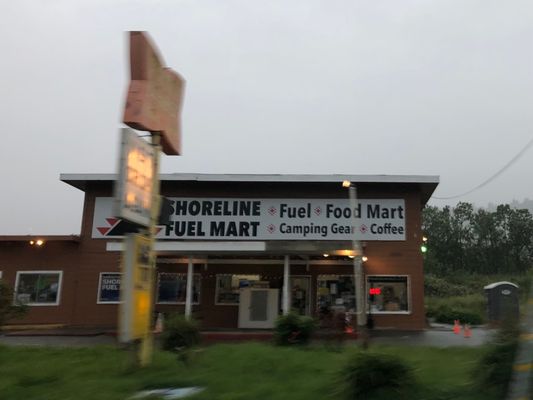 SHORELINE MARKET - Updated March 2025 - 29 Photos & 20 Reviews - 120025