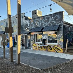 Taqueria El Camino - Unique entrance