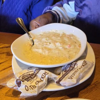 Outback Steakhouse - Clam chowder - Steakhouses Near Me - Memphis, Tennessee