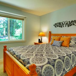 Harcourts Home Oregon Coast - Sleep in comfort and style on the Oregon coast.