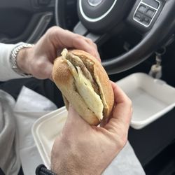 Nipper's Cafe - Sausage egg and Vermont cheddar cheese
